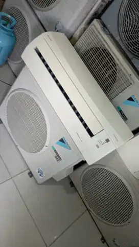 AC Daikin inverter 3/4 PK