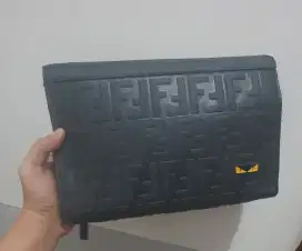 Hand Bag Fendi bekas layak pakai