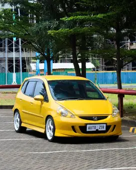 Honda Jazz Vtec Kuning Top Grade 2006 Murmer Ori Menarik Bu Antik Baru