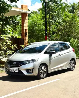 Honda Jazz RS Silver 2014 Tdp Menarik Ori Murmer Bu Antik Simpan Baru