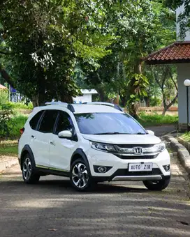 Honda BRV E Matic Putih 2017 Tdp Murmer Ori Menarik Bu Antik Baru Ok