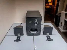 Speaker Salon MAXLINK 2.1 Subwoofer Surround