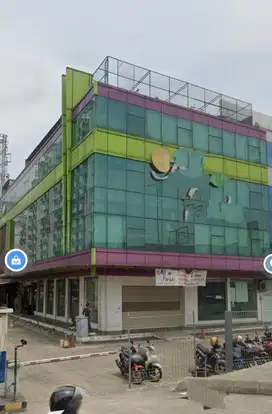 Gedung Commercial 4 lantai,2000m2 di jln. Boulevard Brt,Kelapa Gading