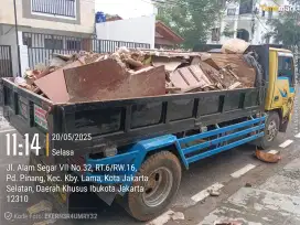 Jasa buang puing tanah