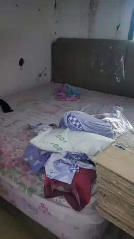 Kasur bekas di dursa