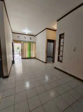 Rumah Nyaman Siap Huni di Taman Kopo Indah TKI 3 Bandung