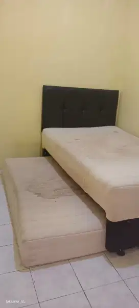 Kasur springbed 2 in 1