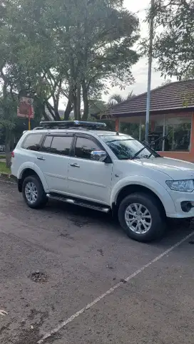 Mitsubishi Pajero Sport Exceed At 2014 Mulus siap Pakai