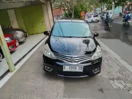 Grand Livina XV AT 2014 km90rb