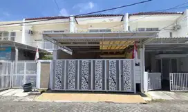 Lokasi strategis boulevard! Rumah 2 Lantai Green lake Natural Living