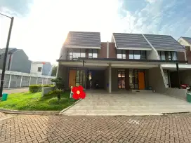 Dijual Rumah Bagus Lokasi Hoek Di Metland Transyogi