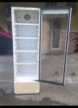 Jual bu kulkas pendingin minuman ukuran tinggi 170 cm POLYTRON