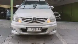 Kijang Innova G 2009 MT km100rb