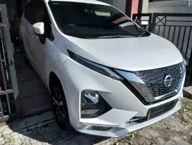 Di jual cepat nisan Livina 2021