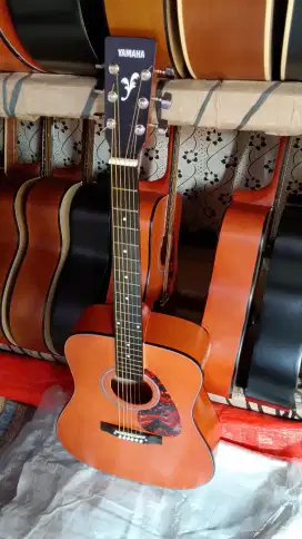 Gitar yamaha f310