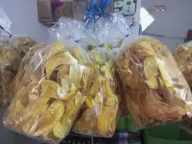 Keripik pisang mang adok asin kriuk
