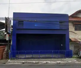 Disewakan ruko strategis cocok buat usaha dan kantor