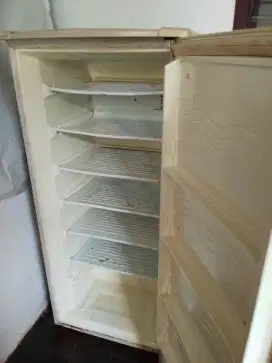 Jual freezer crystal Ice