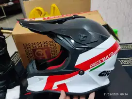 Helm givi skid m60.0