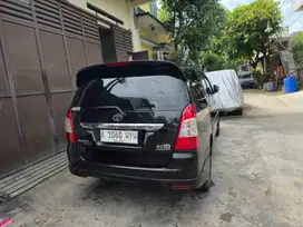 Toyota Kijang Innova Inova V Matic AT Tahun 2013 Hitam , 2014