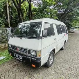 MITSUBISHI L300 km low