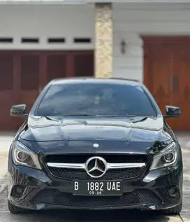 Mercedes-Benz CLA200 AMG Line 2014