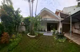 Jual Rumah Lama Strategis akses jalan lebar dekat Hotel Horizon