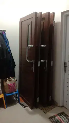 Pintu alumunium kondisi 99%