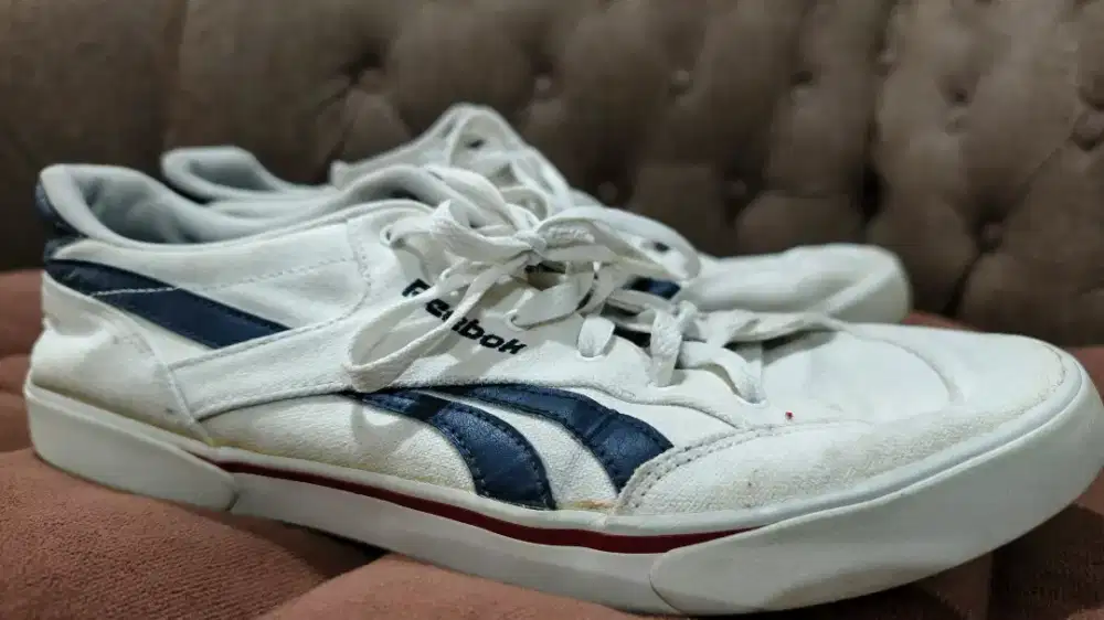 Sepatu Reebok Casual