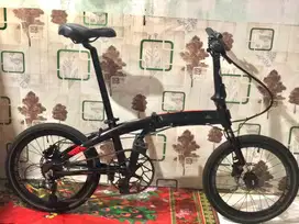Sepeda Lipat Element Ecosmo 8 (ukuran 20, 8 speed)