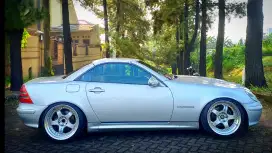 Mercedez benz mercy