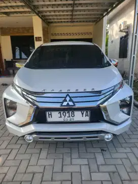 Dijual Xpander 1,5 Ultimate 2018 warna Putih.