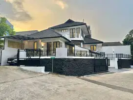 Rumah Mewah Luas di Pancoran Mas Depok, SHM & Siap Huni!