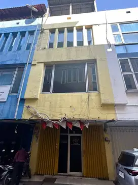 Dijual Ruko Komersial Surya Inti Permata 3,5 Lantai Siap Pakai