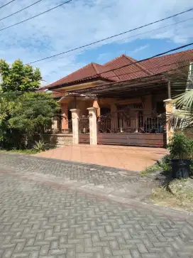 Rumah Gayungsari Barat ROW 3 MOBIL, GARASI, CARPORT