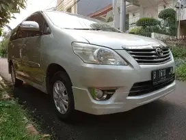 Toyota Innova Grand Luxury 2011