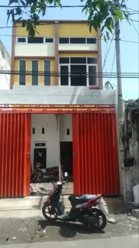 RUKO DI KEDUNG BARUK STRATEGIS, NOL JALAN RAYA