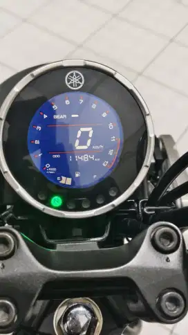 Km rendah yamaha XSR 155 tahun 2023 warna silver