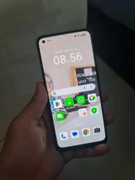 Oppo Reno 8t (4G) minus shadow tipis