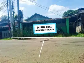Di jual Ruko dan kontrakan 3 pintu lokasi nempel jalan kabupaten Murah