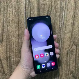 Samsung Z flip 5 8/512gb resmi
