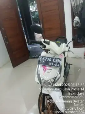 Beat Putih Komplit