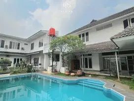 Disewakan rumah besar full furnished bisa untuk kantor
