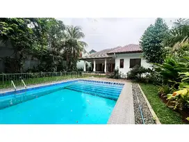 Disewakan Rumah Bersih dan Asri, area Kemang Selatan