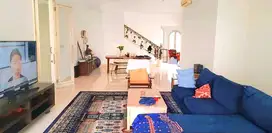 Disewakan Rumah Fully Furnished, area Kemang
