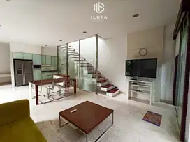 For Rent Townhouse 3Lt Furnished area Pejaten Barat