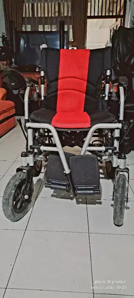 KURSI RODA ELEKTRIK