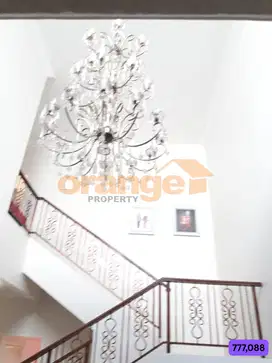 Di Jual Rumah 2 Lantai Cantik Siap Huni di Legenda Wisata