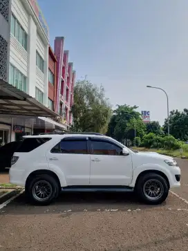 Toyota Fortuner G VNT Diesel AT 2013 Putih