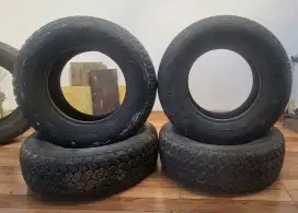 Ban Dunlop Grantrex 235/70 R15